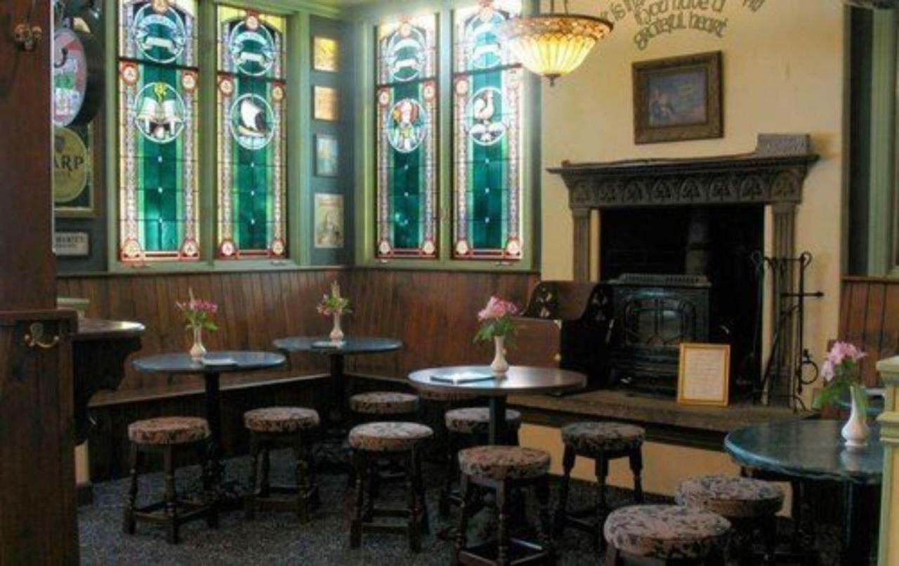 מילווקי County Clare Inn מראה חיצוני תמונה